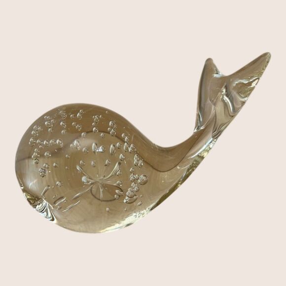 🐳 VTG SMALL GLASS WHALE FIGURINE NO CHIPS NO CRACKS 3" x 4" - Picture 1 of 8